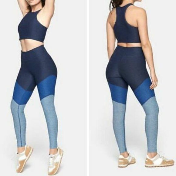 Outdoor Voices 3/4 Tri-Tone Warmup Legging in Navy